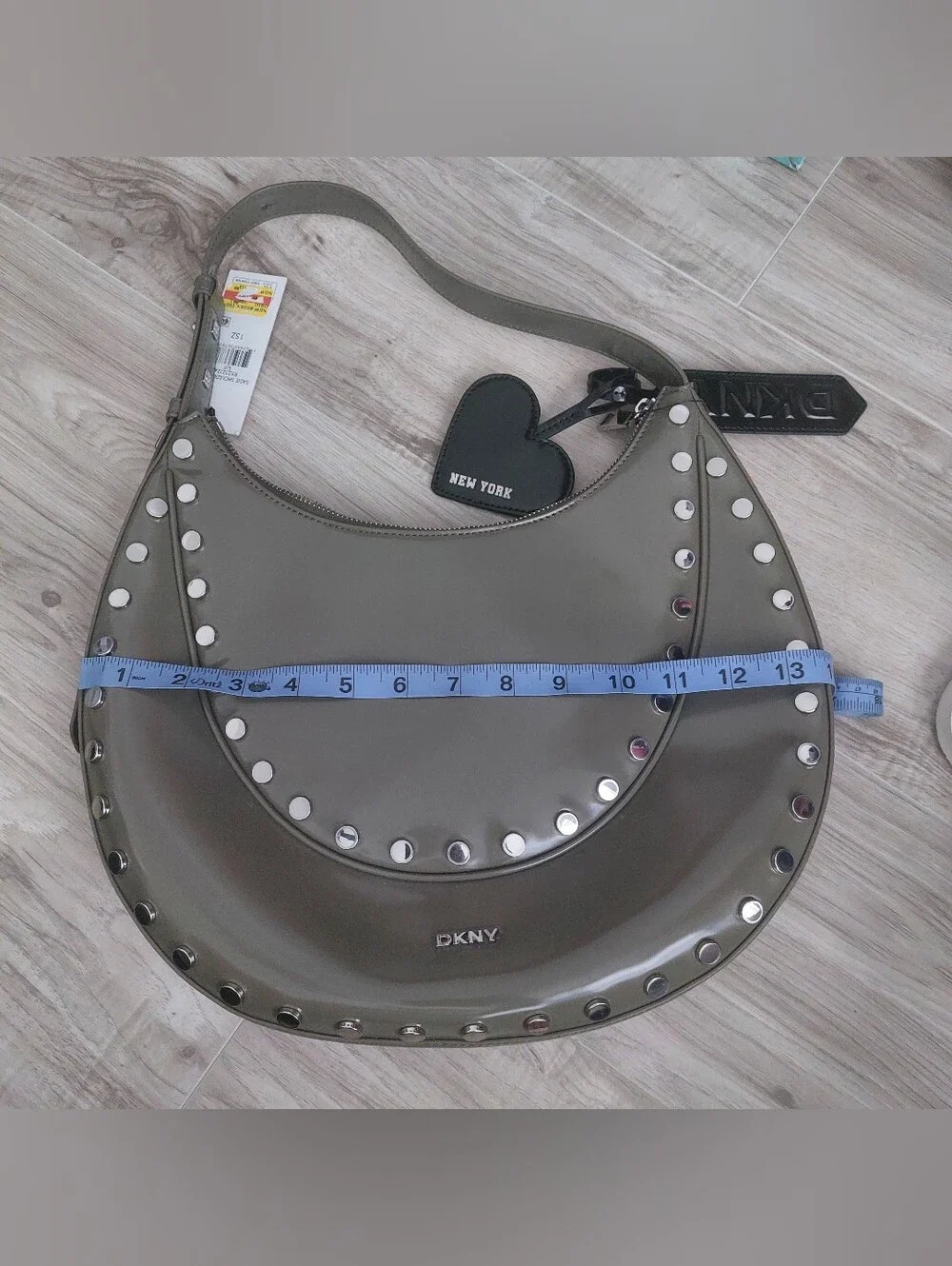 Dkny hobo glossy